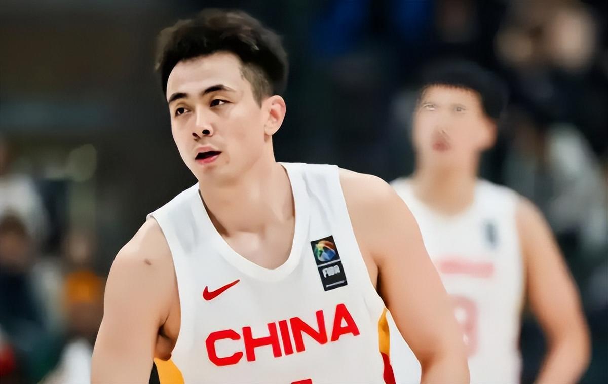 乐鱼体育下载-世预赛迎来关键转折！中国男篮连获三个好消息，赢球直接升至第二