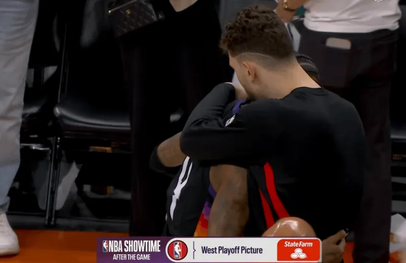 乐鱼体育官方网站-兄弟情深!杰伦-格林生涯首次对阵火箭,赛后和申京拥抱示意